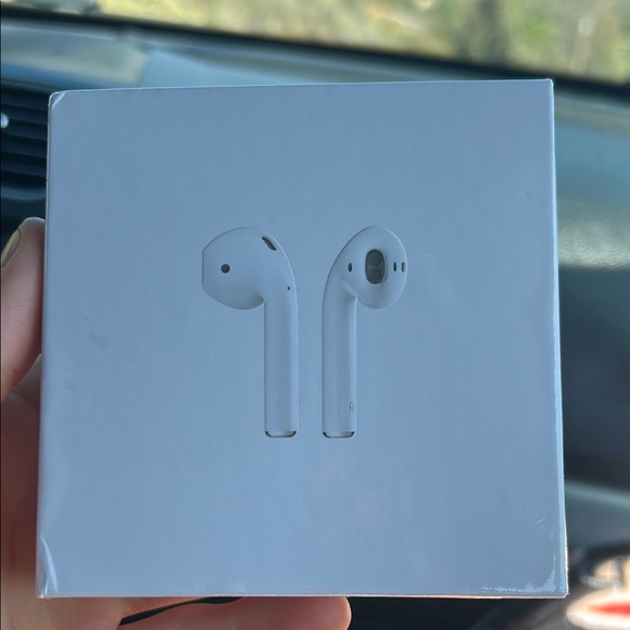 Apple AirPods Wireless Earbuds